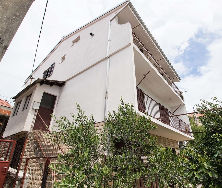 Apartment Peran ชิเบนิก ภายนอก รูปภาพ